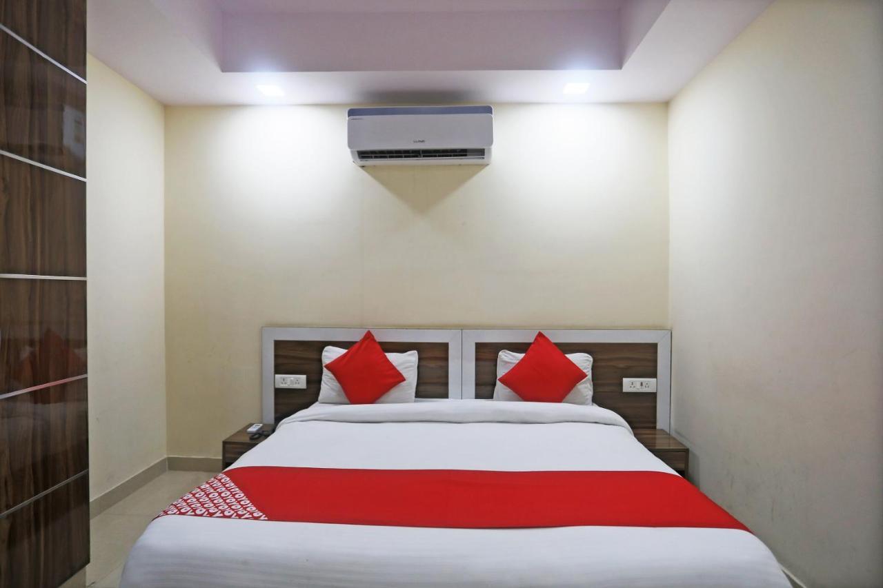 Hotel Rampal Palace นิวเดลี ภายนอก รูปภาพ